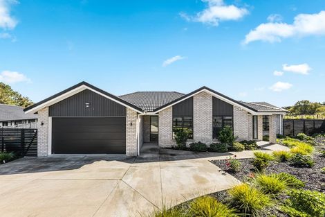 Photo of property in 47 Pukemarino Road, Waimauku, 0812
