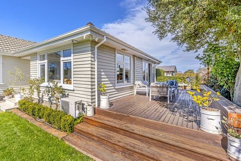 Photo of property in 1/2 Moreland Avenue, Papanui, Christchurch, 8053