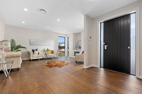 Photo of property in 3 May Potter Close, Oteha, Auckland, 0632