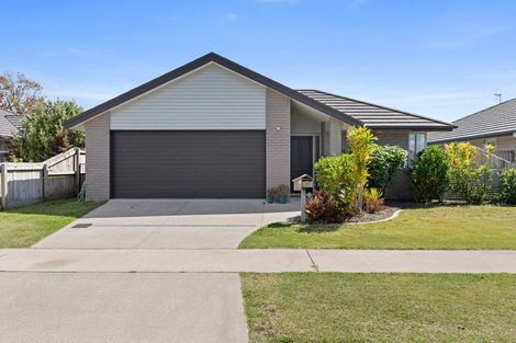 Photo of property in 39 Leet Crescent, Papamoa Beach, Papamoa, 3118