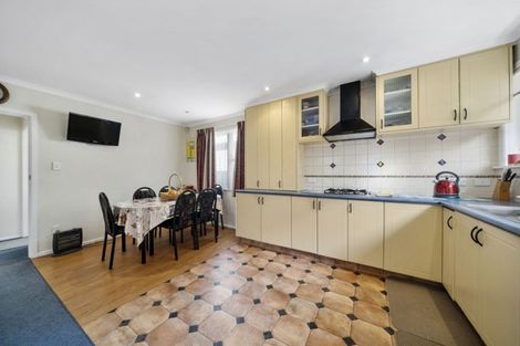Photo of property in 158 Severn Street, Island Bay, Wellington, 6023