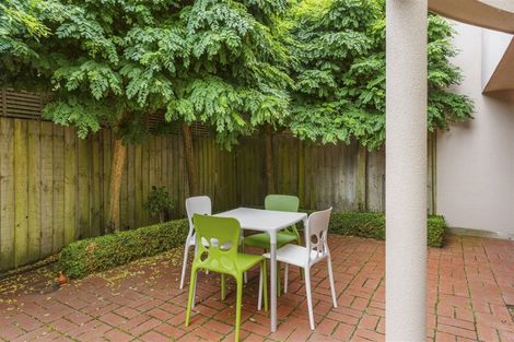 Photo of property in 2/110 Nayland Street, Sumner, Christchurch, 8081