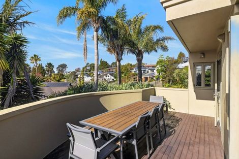 Photo of property in 30 Amberley Crescent, Bethlehem, Tauranga, 3110