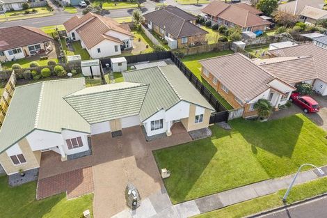 Photo of property in 11 Fernbrook Close, Burswood, Auckland, 2013
