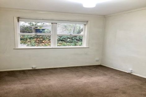 Photo of property in 1/104 Sylvan Avenue, Northcote, Auckland, 0627