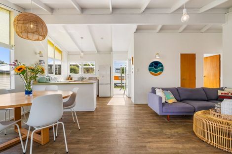 Photo of property in 744 Taiharuru Road, Taiharuru, Parua Bay, 0192