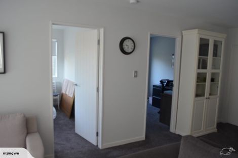 Photo of property in 17a Hauraki Crescent, Pinehill, Auckland, 0632