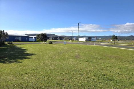 Photo of property in 299 Harbour Drive, Matarangi, Whitianga, 3592