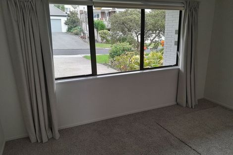 Photo of property in 1 Moana Terrace, Snells Beach, 0920