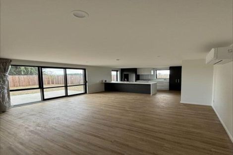 Photo of property in 61 Mehrtens Crescent, Woodend, 7691