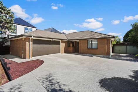 Photo of property in 59 Marendellas Drive, Bucklands Beach, Auckland, 2014