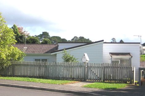 Photo of property in 11 Styca Place, Sunnyvale, Auckland, 0612