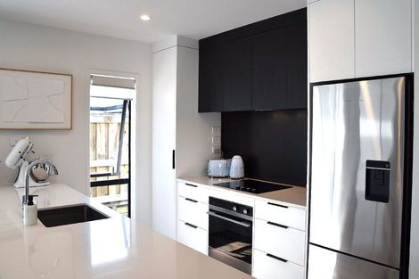 Photo of property in 56 Jacks Landing Drive, Hamilton Lake, Hamilton, 3204