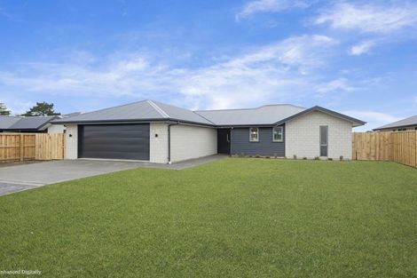 Photo of property in 13 Huntaway Lane, Te Atatu Peninsula, Auckland, 0610