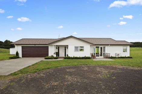 Photo of property in 3 Sands Road, Waiuku, 2681