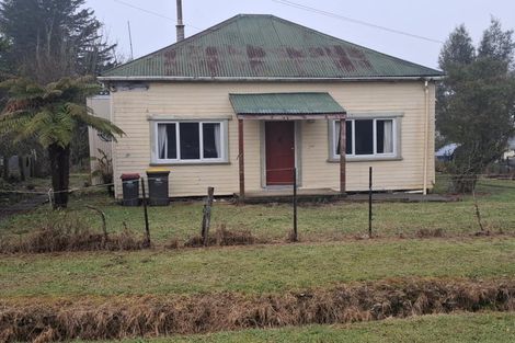 Photo of property in 5 Sandys Street, Blackball, 7804