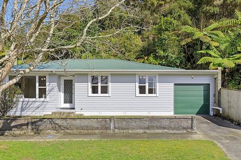 Photo of property in 73 Delaney Drive, Stokes Valley, Lower Hutt, 5019