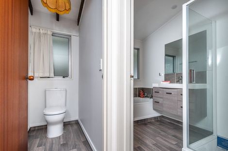 Photo of property in 7 Braemar Terrace, Johnsonville, Wellington, 6037