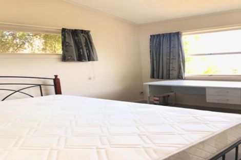Photo of property in 30 William Souter Street, Forrest Hill, Auckland, 0620
