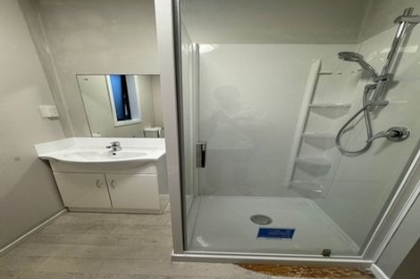 Photo of property in 53 Universal Drive, Henderson, Auckland, 0610