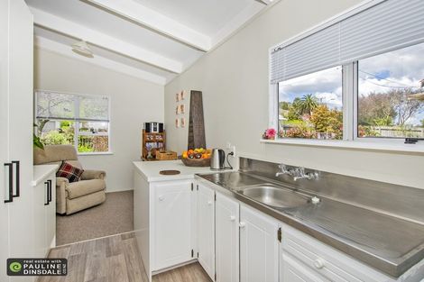 Photo of property in 76 George Street, Hikurangi, 0114