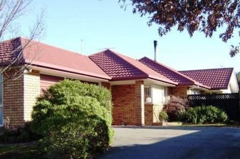 Photo of property in 12 Carmana Gardens, Rangiora, 7400