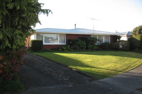 Photo of property in 5 Robert Grigg Place, Hamilton East, Hamilton, 3216