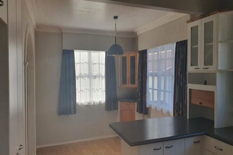 Photo of property in 323 Malfroy Road, Pomare, Rotorua, 3015