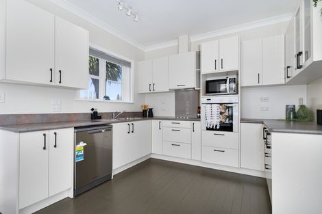 Photo of property in 32 Masters Crescent, Masterton, 5810