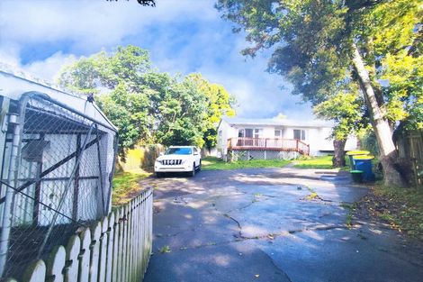 Photo of property in 72a Astley Avenue, New Lynn, Auckland, 0600