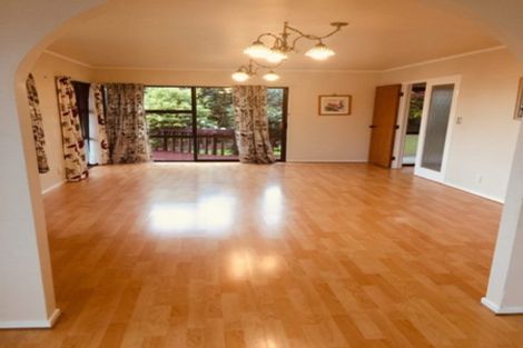 Photo of property in 2/14 Chip Grove, Sunnyhills, Auckland, 2010