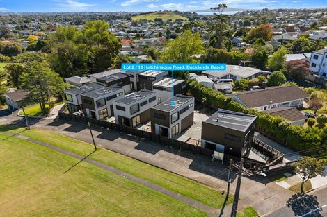 Photo of property in 8/10 Hutchinsons Road, Bucklands Beach, Auckland, 2014