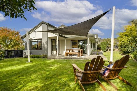 Photo of property in 5 Woodlands Drive, Havelock North, 4130