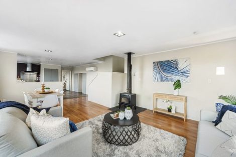 Photo of property in 3 Clementine Way, Crofton Downs, Wellington, 6035