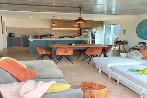 Photo of property in 24 Point Street, Raglan, 3225