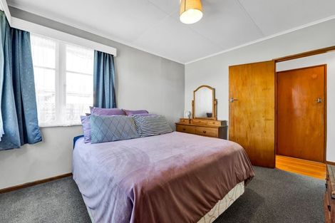 Photo of property in 37 Reid Avenue, Hawera, 4610