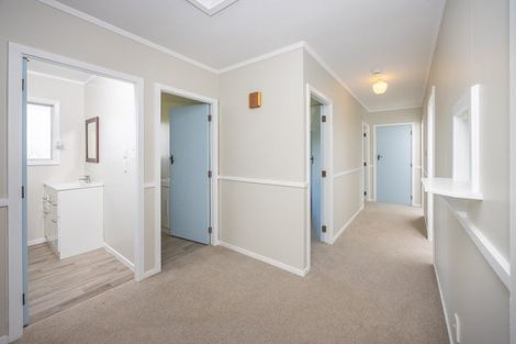 Photo of property in 4 Berkers Road, Ngahinapouri, Hamilton, 3290