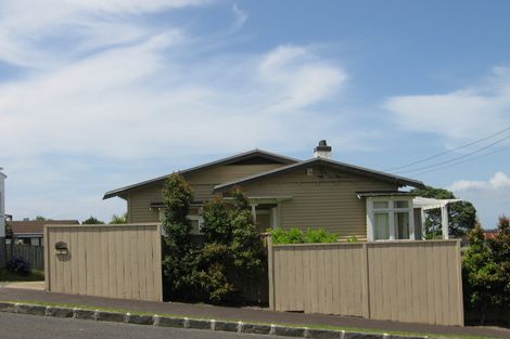 Photo of property in 3/1b Henry Street, Avondale, Auckland, 1026