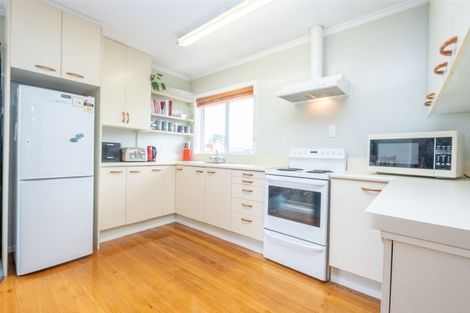 Photo of property in 32 Dunstan Crescent, Hornby, Christchurch, 8042