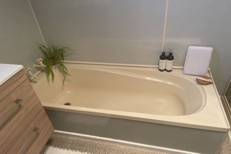 Photo of property in 3 Raymond Street, Bluff, 9814