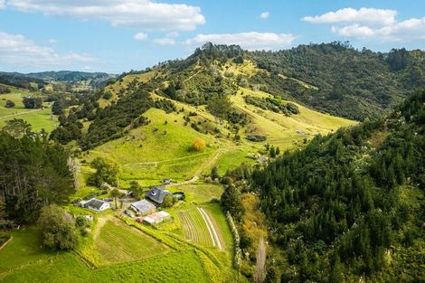 Photo of property in 21 Noakes Hill Road, Puhoi, Silverdale, 0994