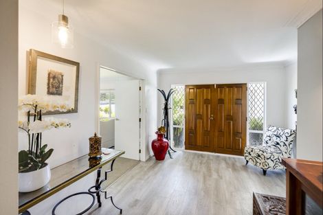 Photo of property in 2 Fern Grove, Taradale, Napier, 4112