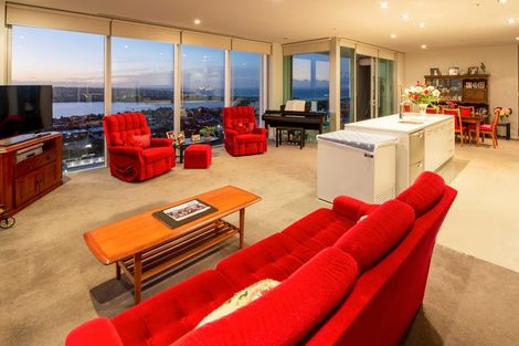 Photo of property in Sentinel Apartments, 2004/3 Northcroft Street, Takapuna, Auckland, 0622