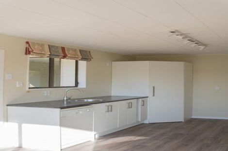 Photo of property in 105b Kamahi Street, Stokes Valley, Lower Hutt, 5019