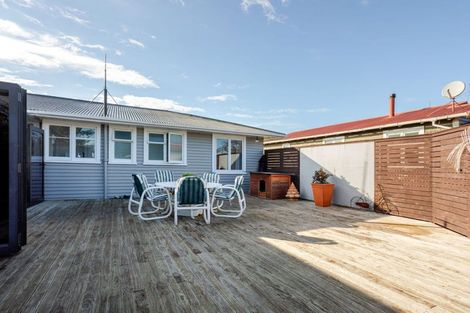 Photo of property in 56 Barraud Street, Dannevirke, 4930