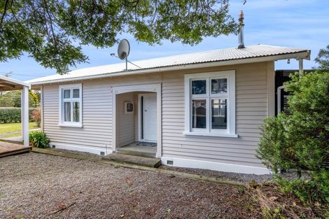 Photo of property in 13 Page Street, Stratford, 4332
