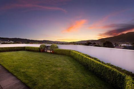 Photo of property in 2a Vernon Grove, Brown Owl, Upper Hutt, 5018