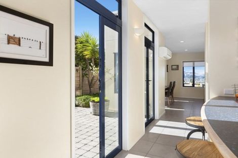 Photo of property in 20a Motu Street, Saint Clair, Dunedin, 9012