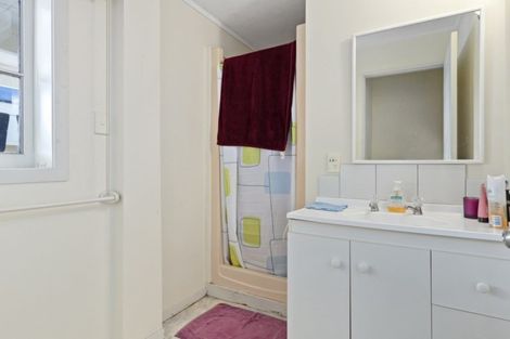 Photo of property in 38 Forest Lake Road, Forest Lake, Hamilton, 3200