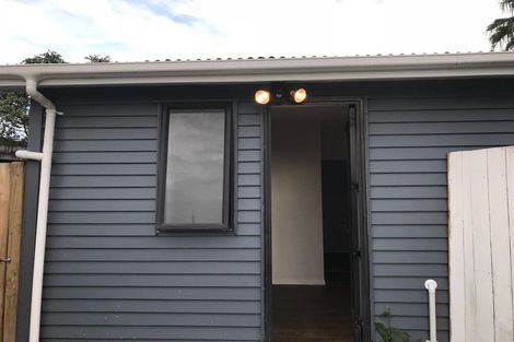 Photo of property in 6 Bellringer Road, Massey, Auckland, 0614
